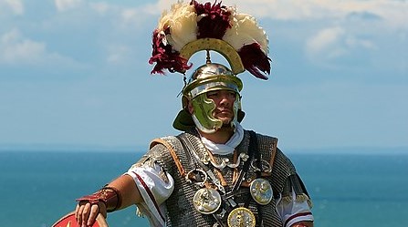 359px-Centurion_2_Boulogne_Luc_Viatour (2)