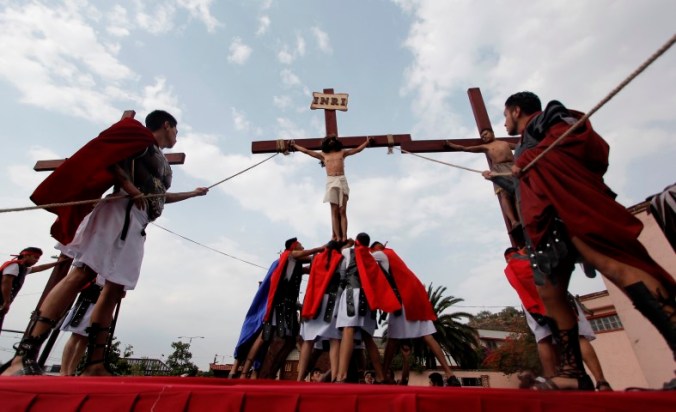 Crucifixión_en_el_Peñón_de_los_baños (Small)